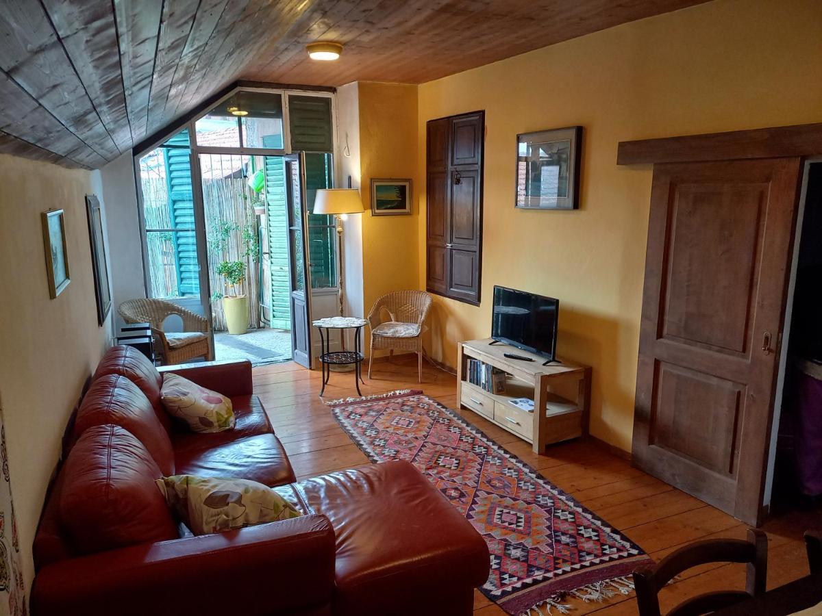 Antica Casa Al Lago Oggebio Exterior photo