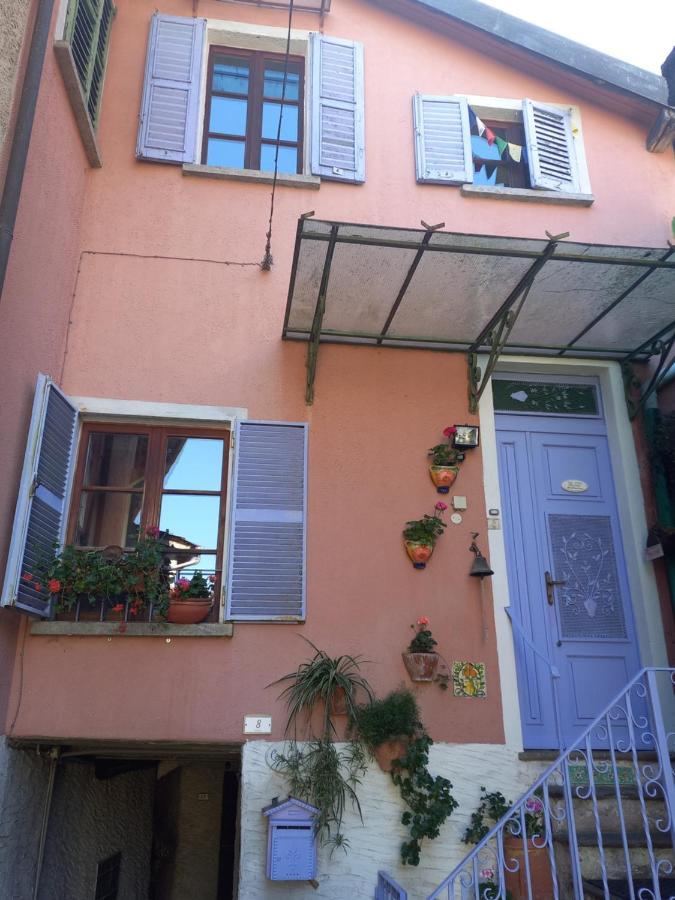 Antica Casa Al Lago Oggebio Exterior photo